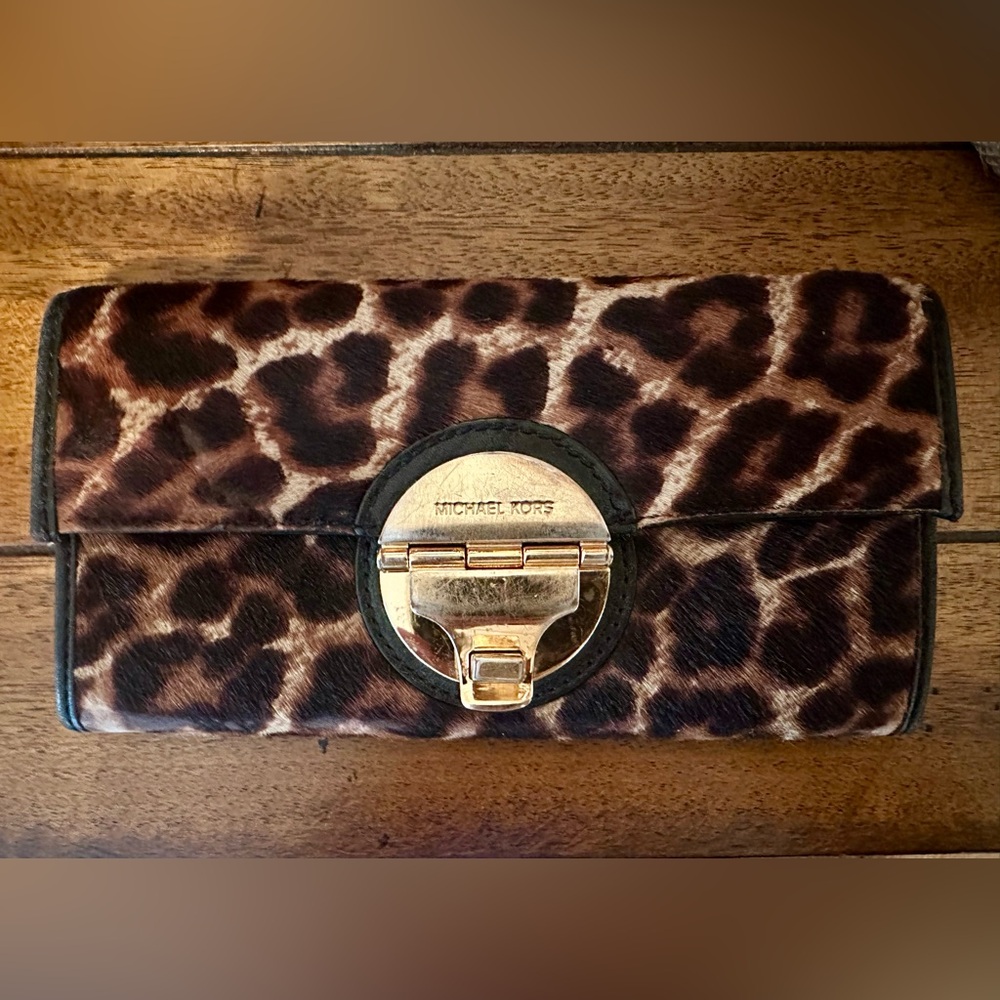 Michael Kors Continental Wallet